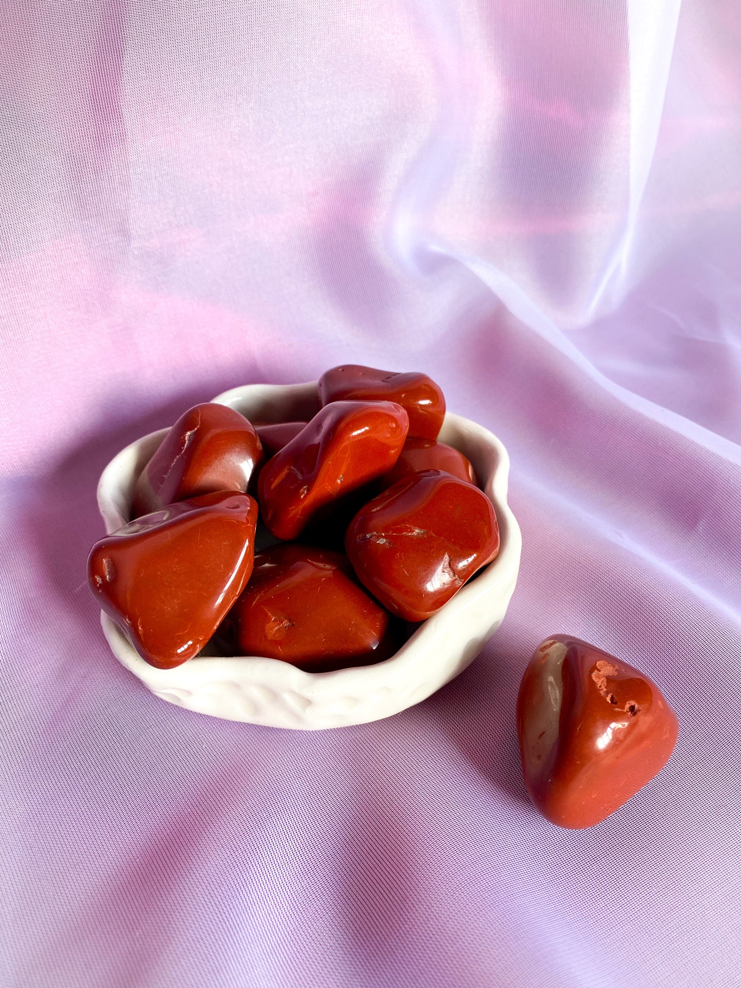 Red Jasper Tumbled Crystal 40-50 mm