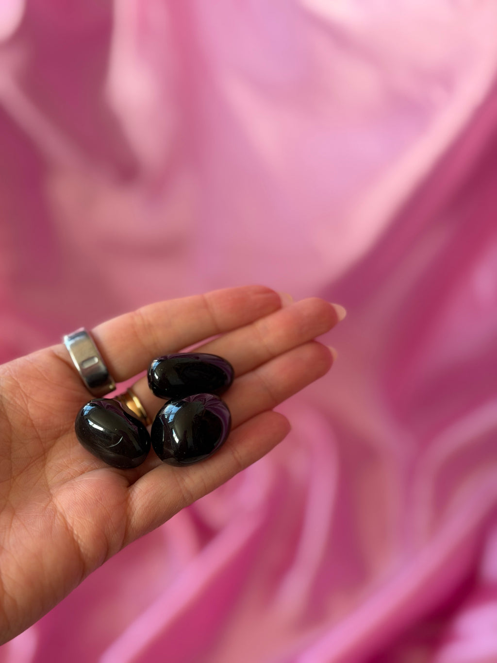 Black Obsidian Tumbled Crystal 20-30 mm