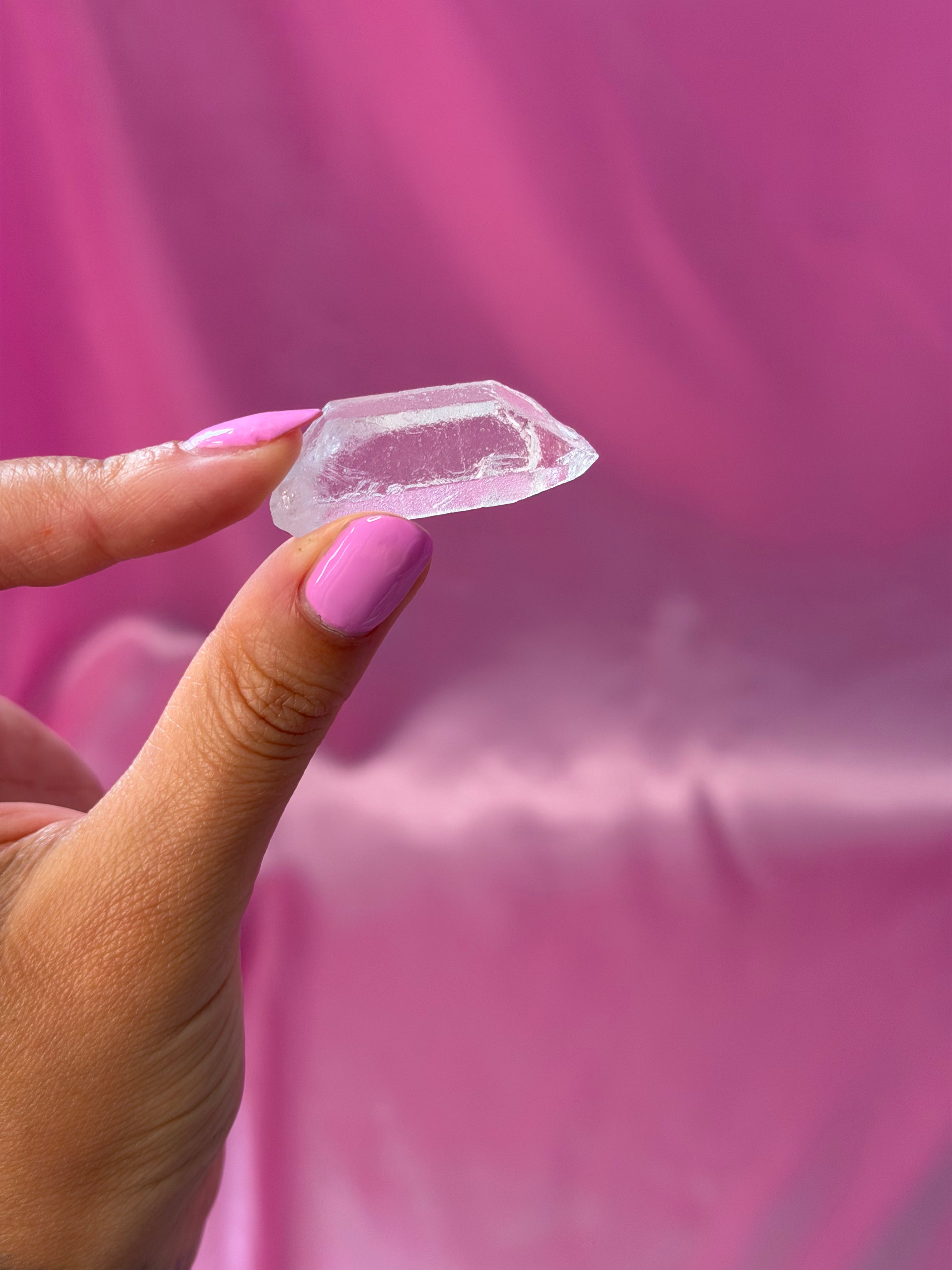 Clear Quartz Points Crystal 10-20 g