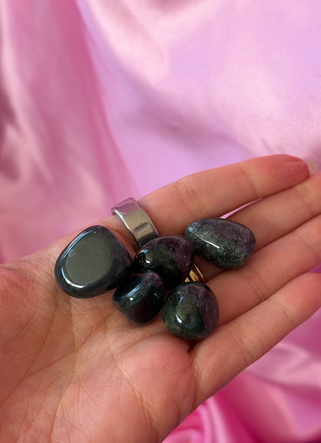 Moss Agate Tumbled Crystal 20-30 mm