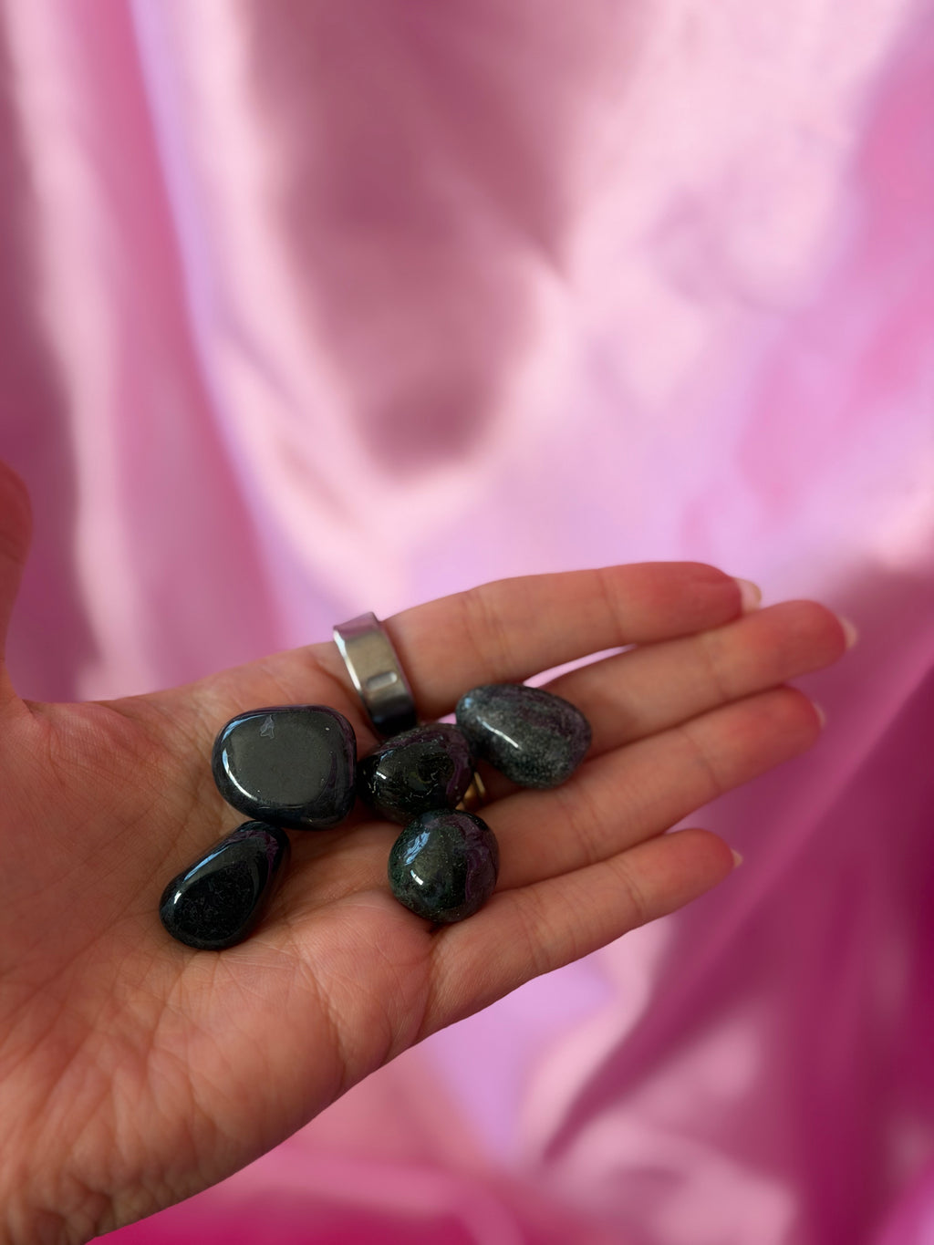 Moss Agate Tumbled Crystal 20-30 mm