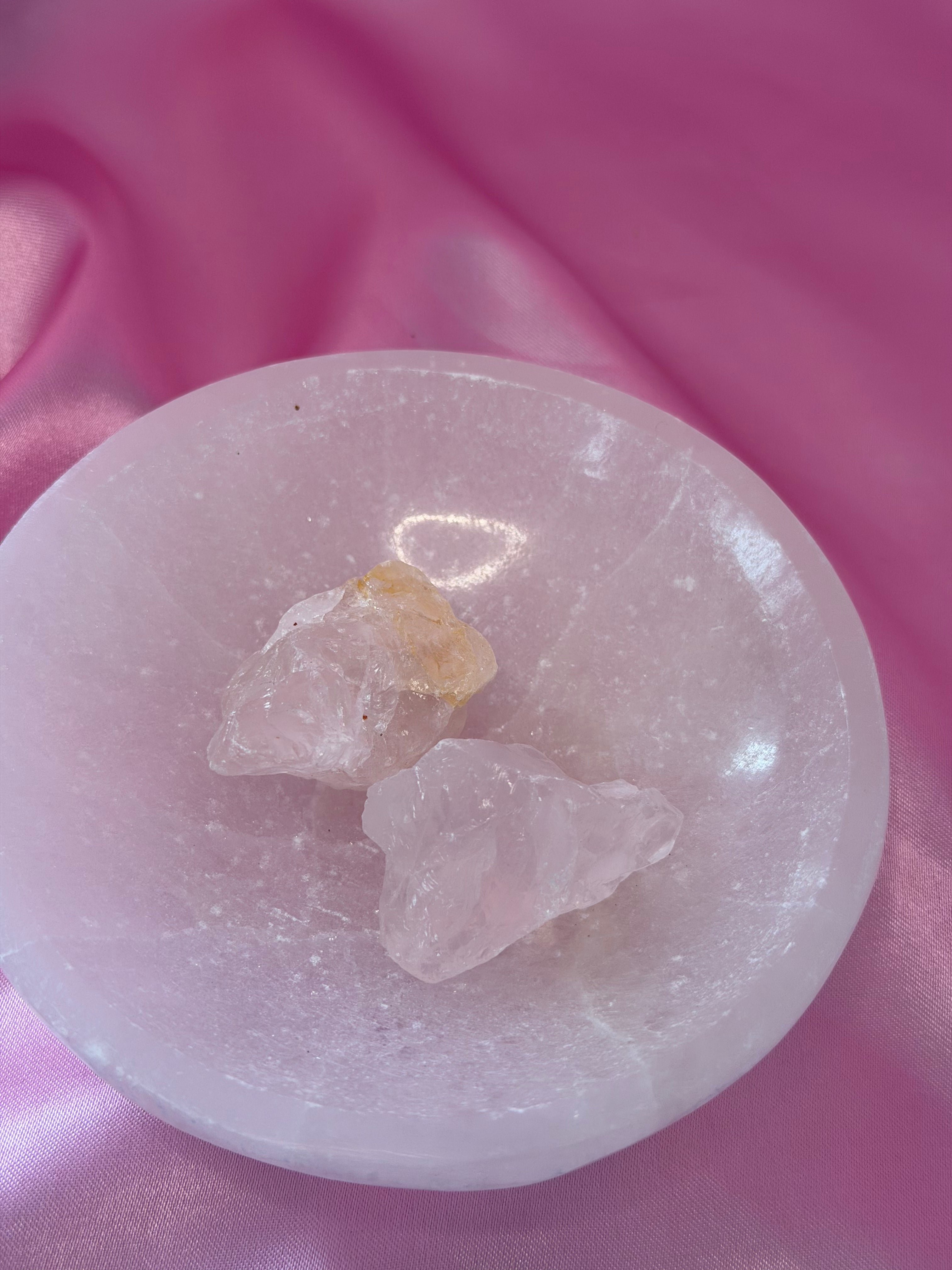 Rose Quartz Raw Crystal 10-20 g