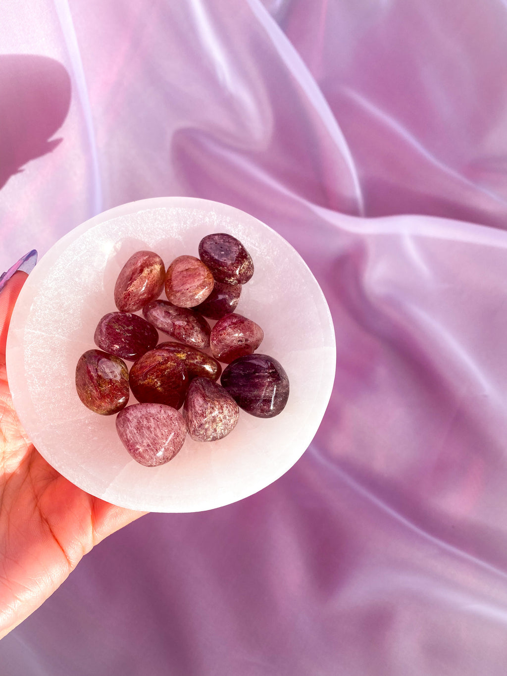 Strawberry Quartz Tumbled Crystal 20-30 mm