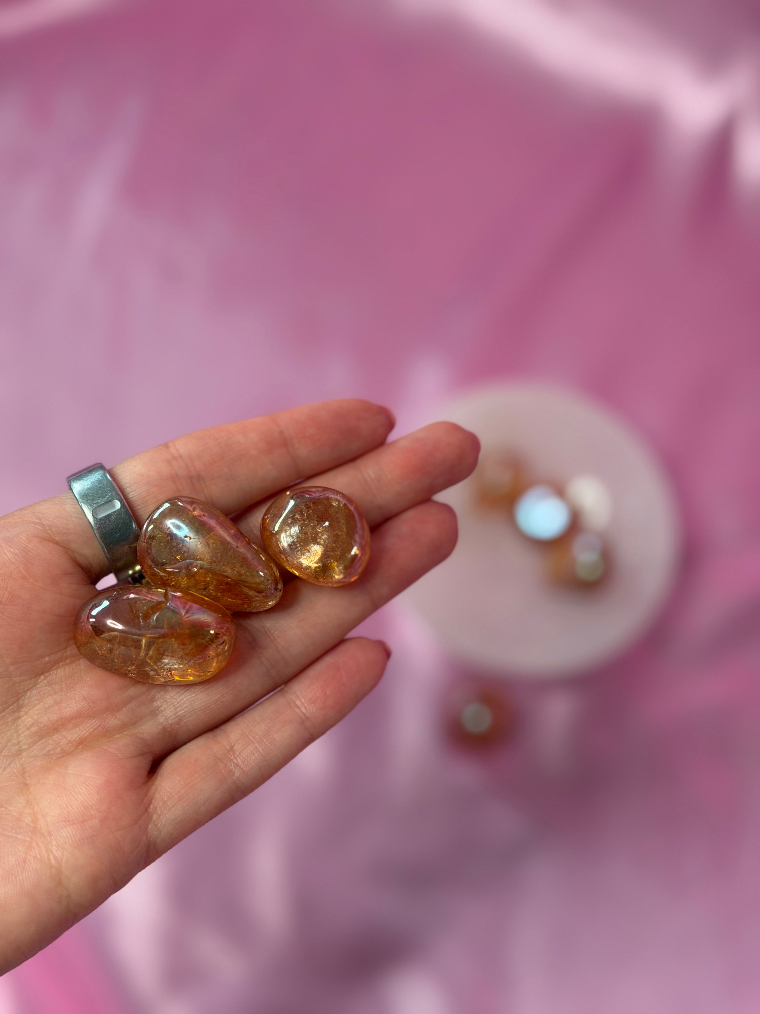 Tangerine Aura Quartz Tumbled Crystal 20-30 mm