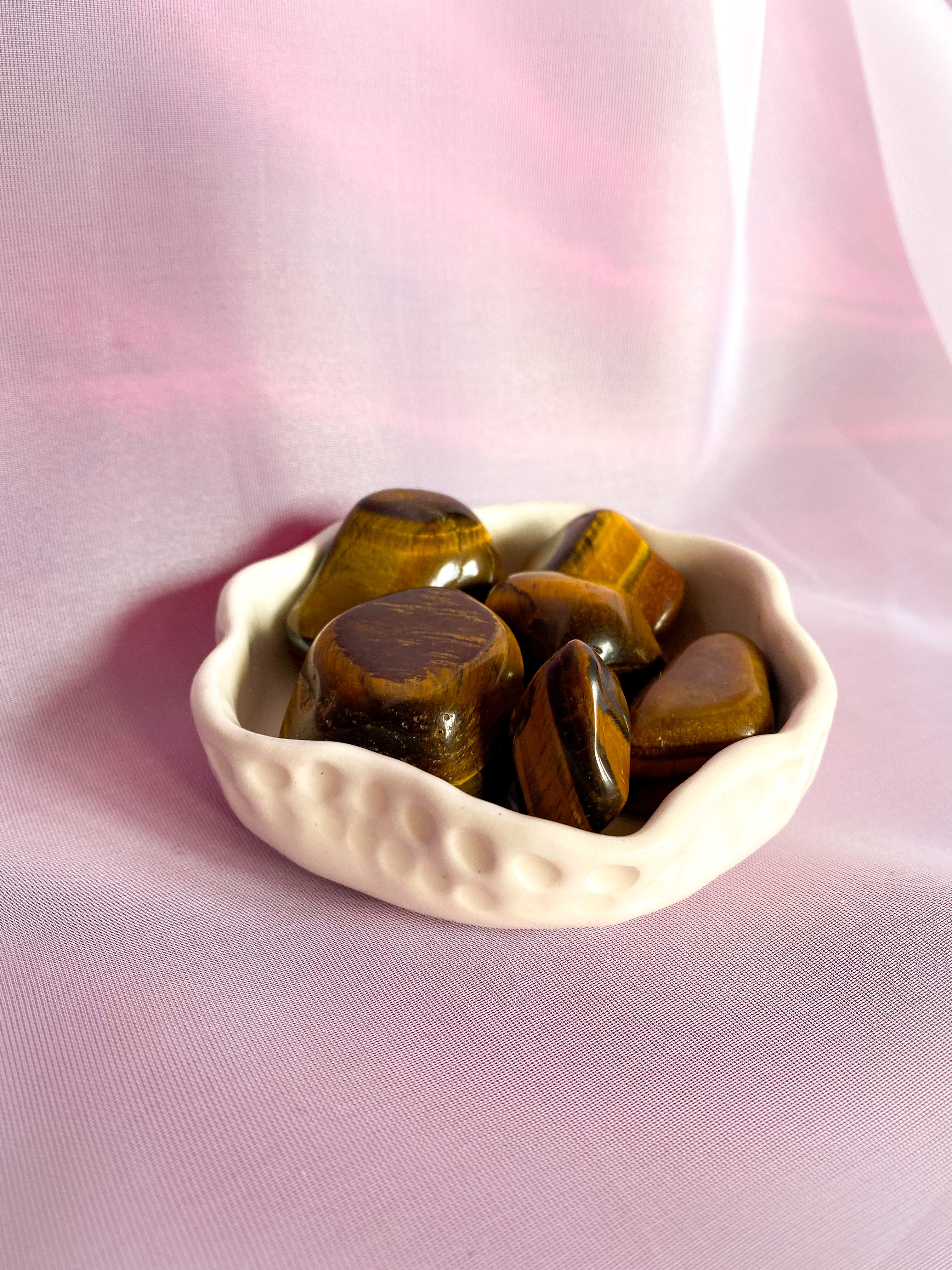 Tigers Eye Tumbled Crystal 30-40 mm