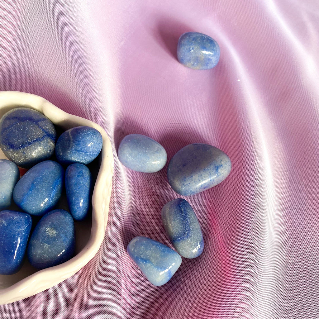 Blue Quartz Tumbled Crystal 20-30 mm