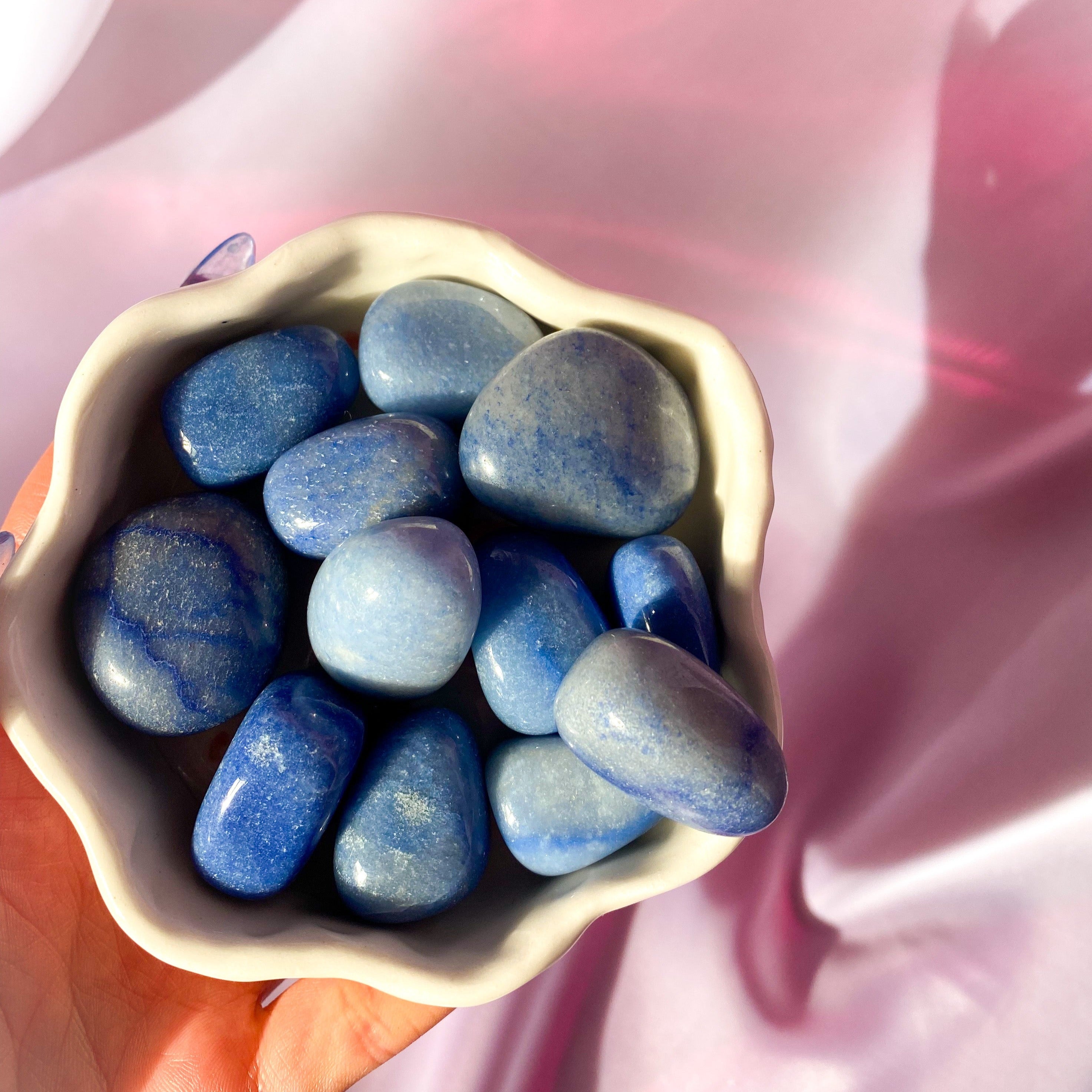 Blue Quartz Tumbled Crystal 20-30 mm