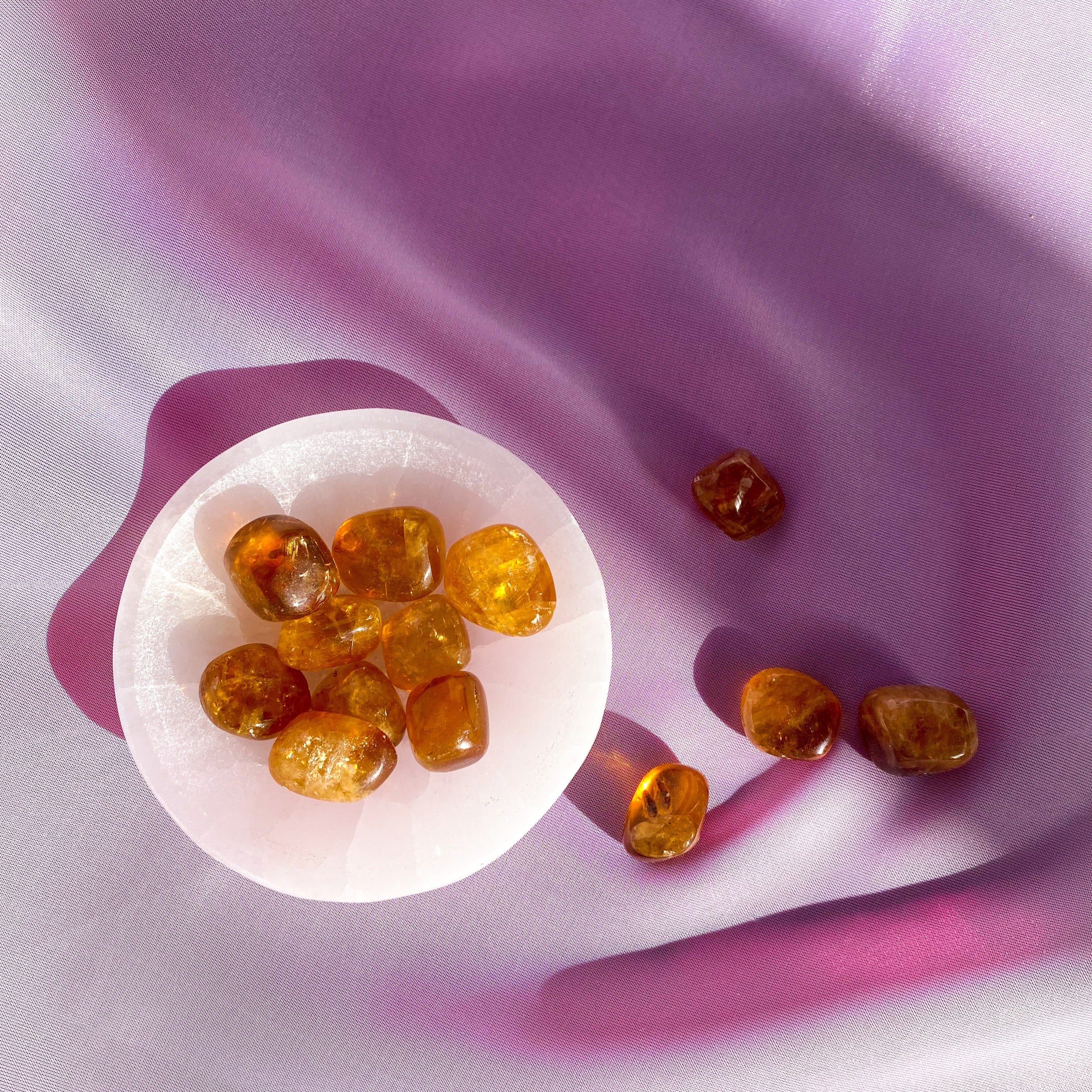 Honey Calcite Tumbled Crystal 20-30 mm